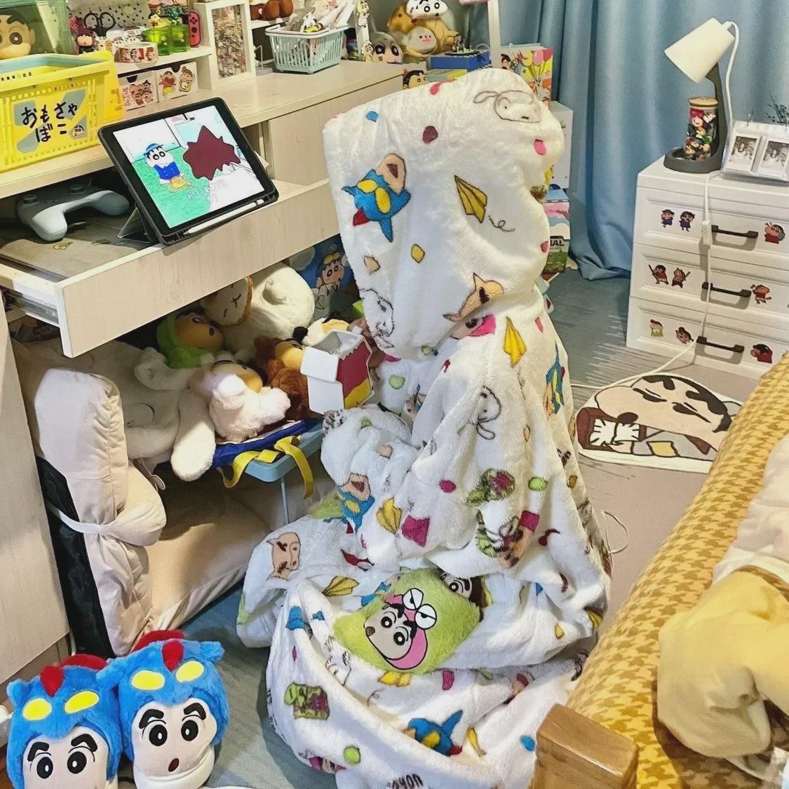 

Women s Winter Coral Fleece Pajamas: Cute Crayon Shinchan Hooded Nightdress, Wearable as Outerwear, Large Size Robe XXL