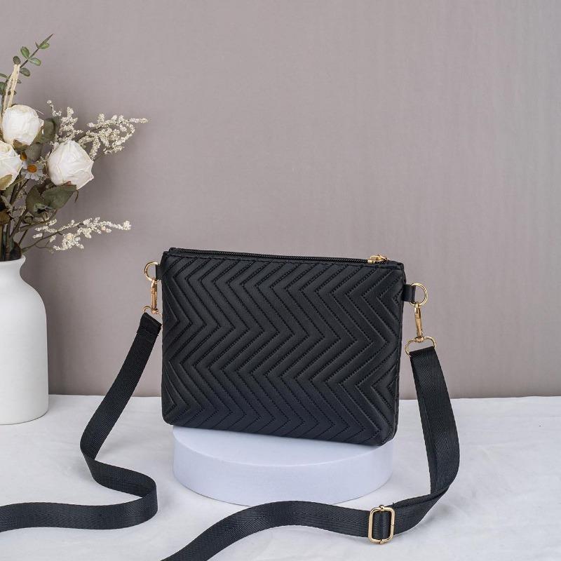 Wave Pattern Elegant Long Wallet Iron Sheet Plush Ball Decoration Multi Card Hold Women's Bag Fashion Bag New Style