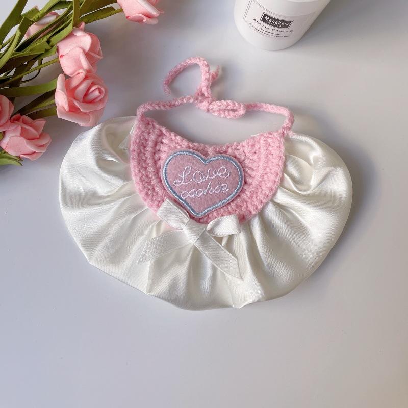 Cute Princess‑Style Cream Pet Bib Love Embroidered Bow Decor Saliva Towel for Cats Dogs