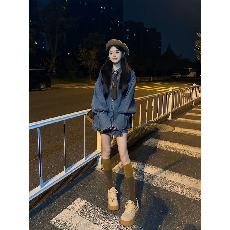 

Костюм в стиле ретро в гонконгском стиле, женский осенний, джинсово-синий, свободная рубашка-топ, юбка с высокой талией и неровным подолом, комплект из двух предметов Suit S [40.00 kg-50.00 kg]]