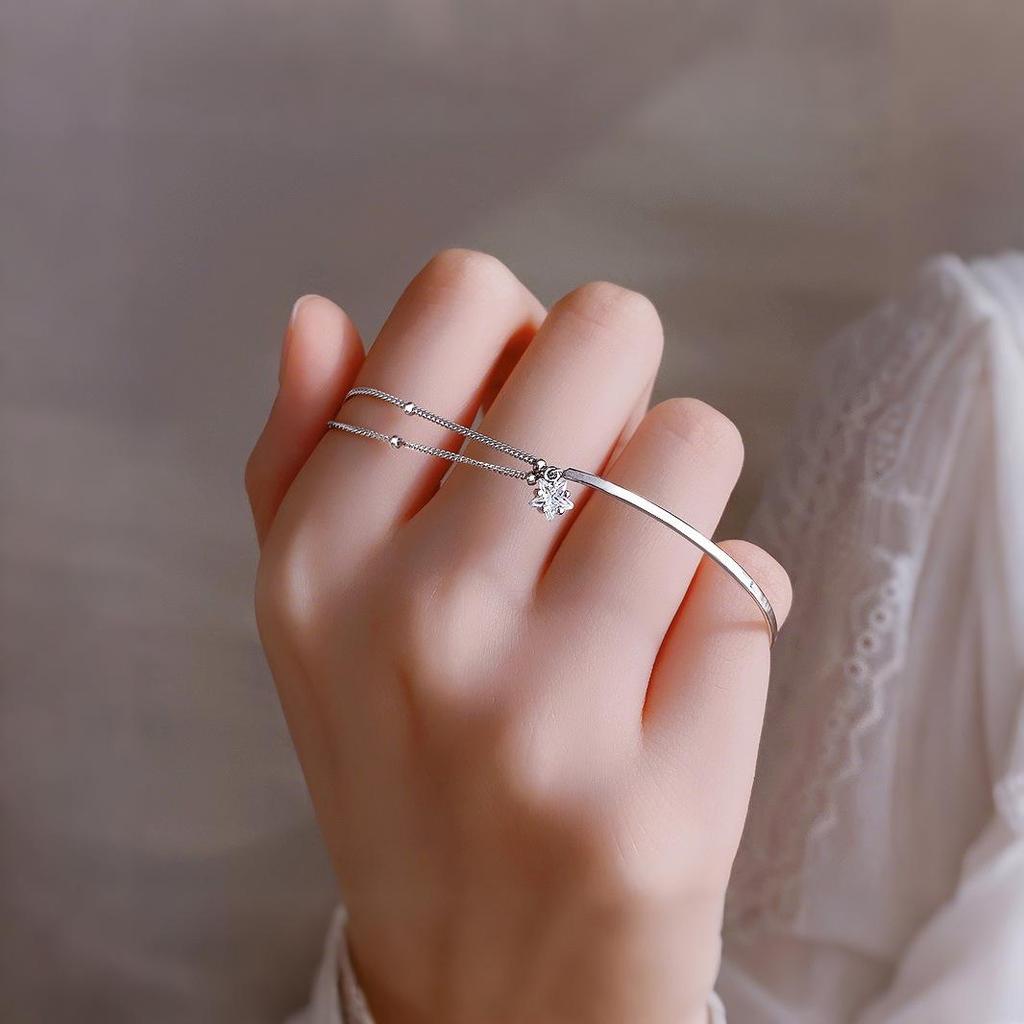 Double Layer Star Bracelet - Women's Hand Jewelry with Round Beads, Ideal Niche Celebrity and Best Friend Birthday Gift