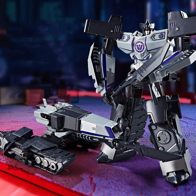 8018-8 WEIJIANG New Transformation Plaything Anime Movie Series Robot Car Action Model Studio Series Model Tank Boys Kids Gift