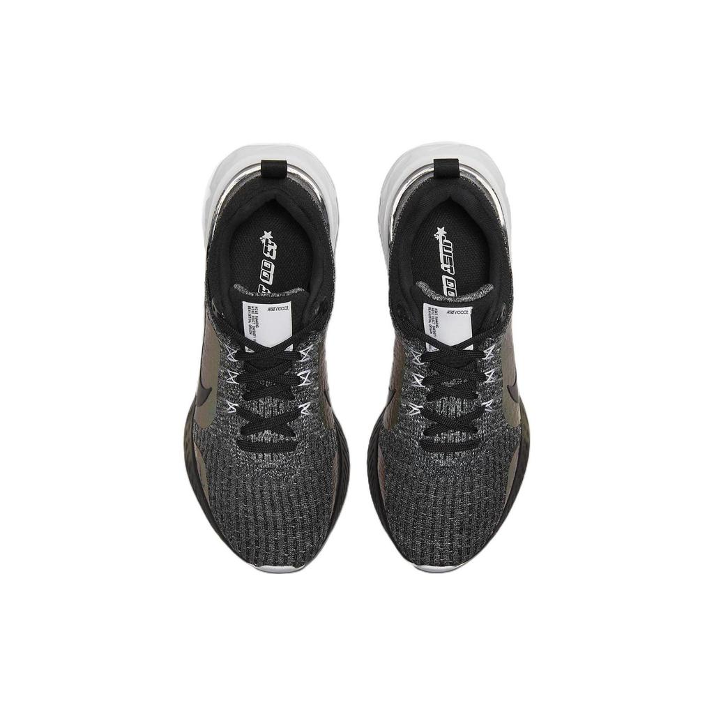 Nike Women's Black White Iridescent DZ3027-001