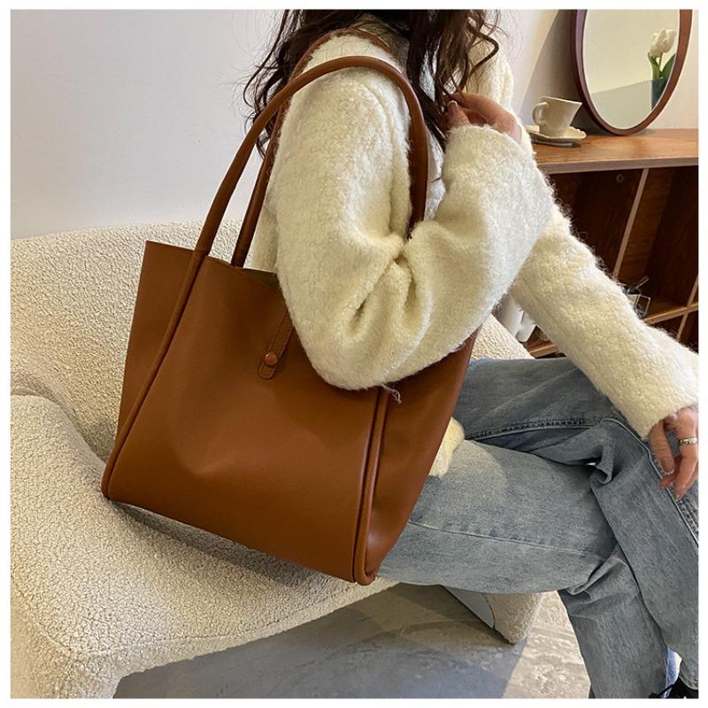 New solid color mother and child bag simple trendy portable tote large capacity retro spring fashion shoulder bag
