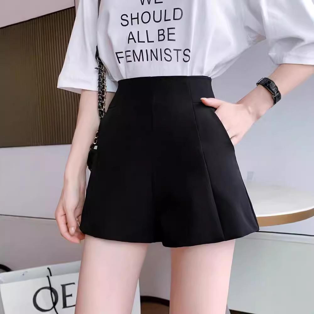 

2024 Spring Korean-Style High Waist Loose Fit Women s Shorts M