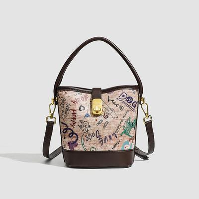 Jaro a léto Kontrastní písmena Graffiti Malá kabelka do kbelíku Texturovaná kabelka Módní dámská taška přes rameno Crossbody