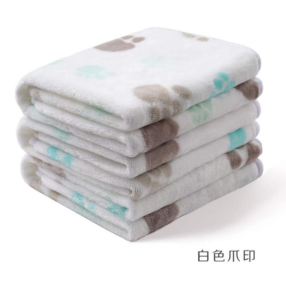 Pet Blankets, Kennel Pads, Dog Blankets, Autumn and Winter Warm Blankets, Coral Fleece