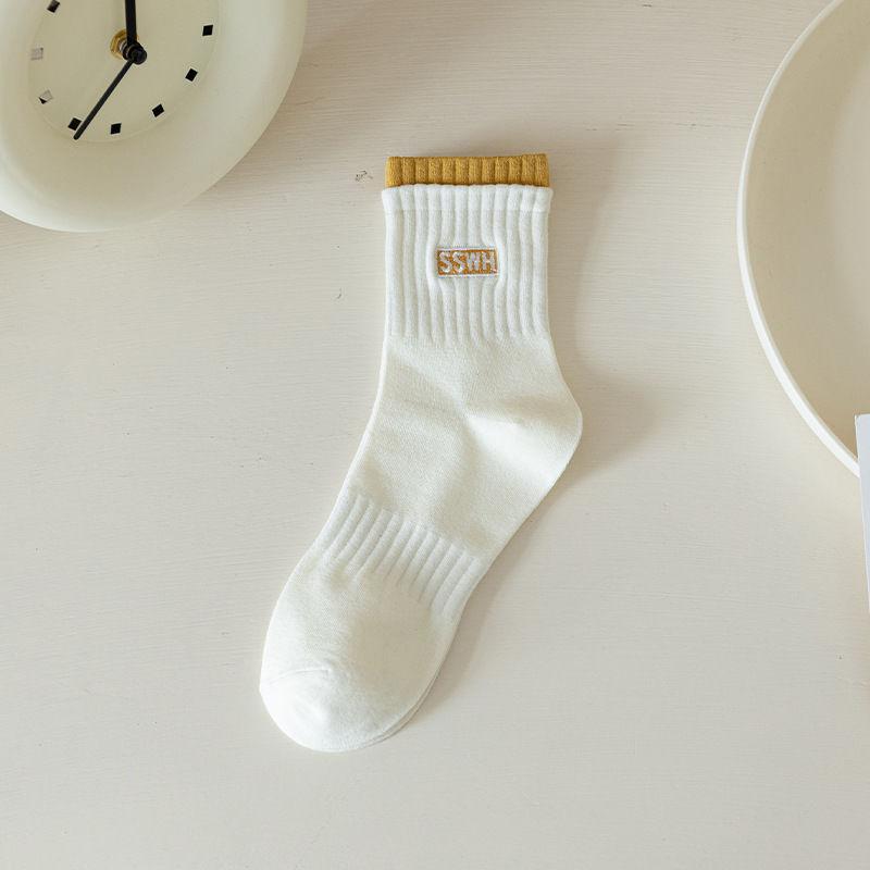 Female Spring and Autumn Fashion New Sports Deodorant Tube Socks