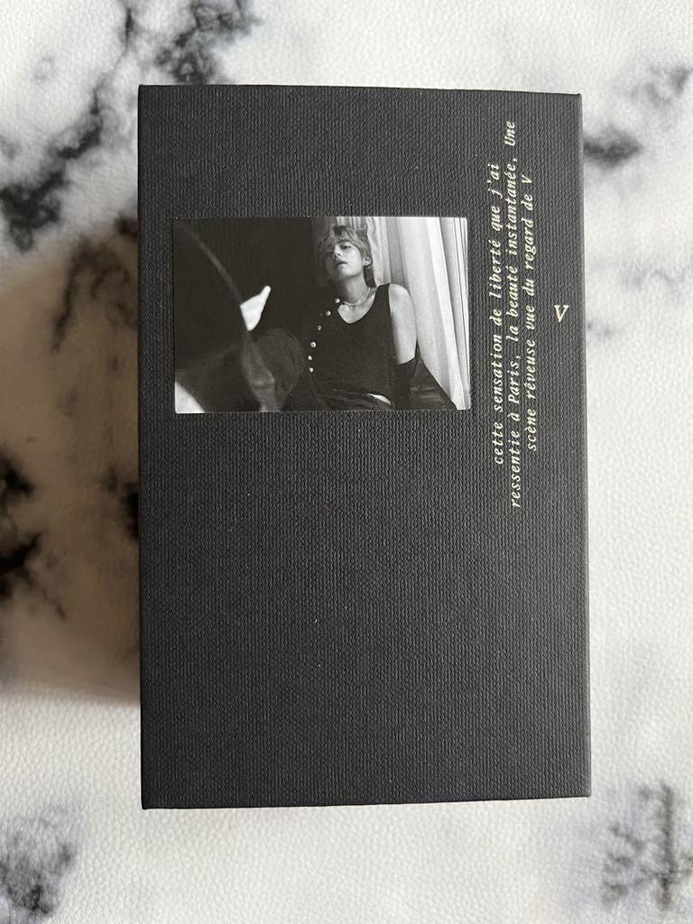 [USED] BTS V Tae Photobook Postcard Review