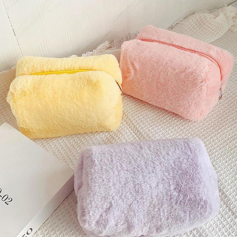 Plush Cosmetic Bag Convenient Storage Bag Large Capacity Toiletry Bag Multi-Layered Categorized Bag