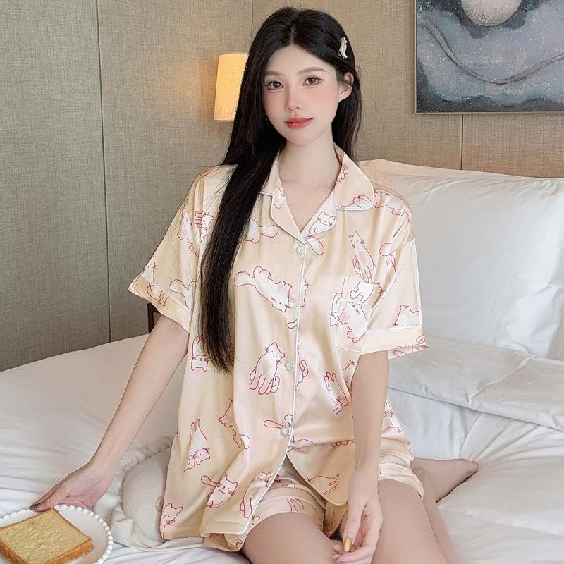 High Value Light Luxury Casual Ice Silk Temperament Pajamas Women'S Short-Sleeved Shorts Set Can Be Worn Outside