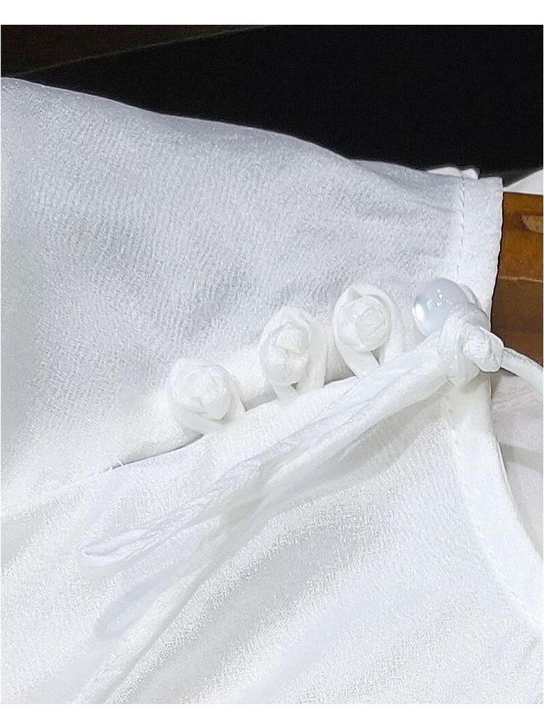 Women's White Embroidered Chinese-Style Round Neck Shirt - 2022 Autumn Casual Fashion Top