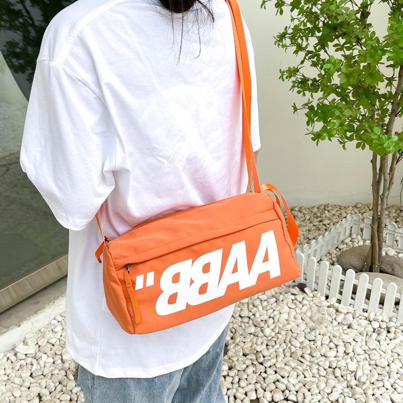 Trendy pillow bag summer new simple large-capacity shoulder bag casual commuter messenger bag women's bag