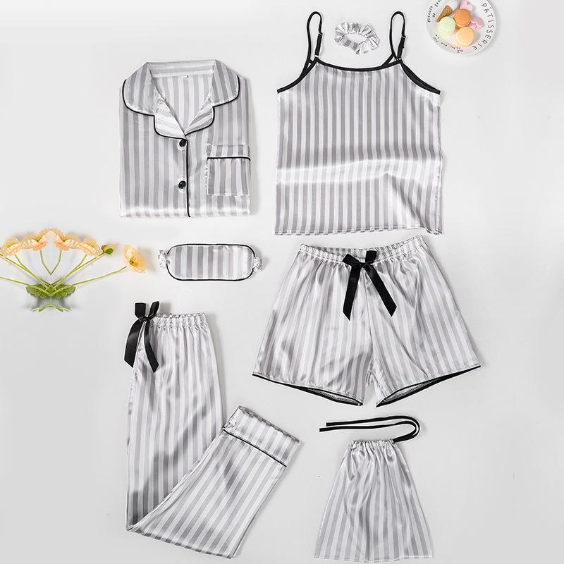 

Детский пижамный комплект из искусственного шелка в полоску «Четыре сезона» - 7 предметов 140