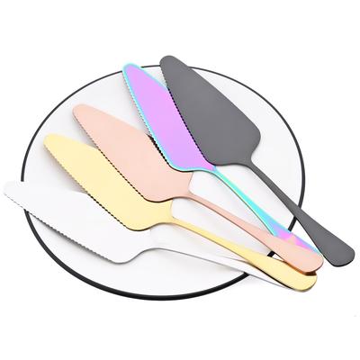 1 adet Altın Üçgen Paslanmaz Çelik Altın Tırtıklı Kek Spatula Sunucuları Pizza Spatula Peynir Spatula Kek Spatula Pişirme Aksesuarları Araçları