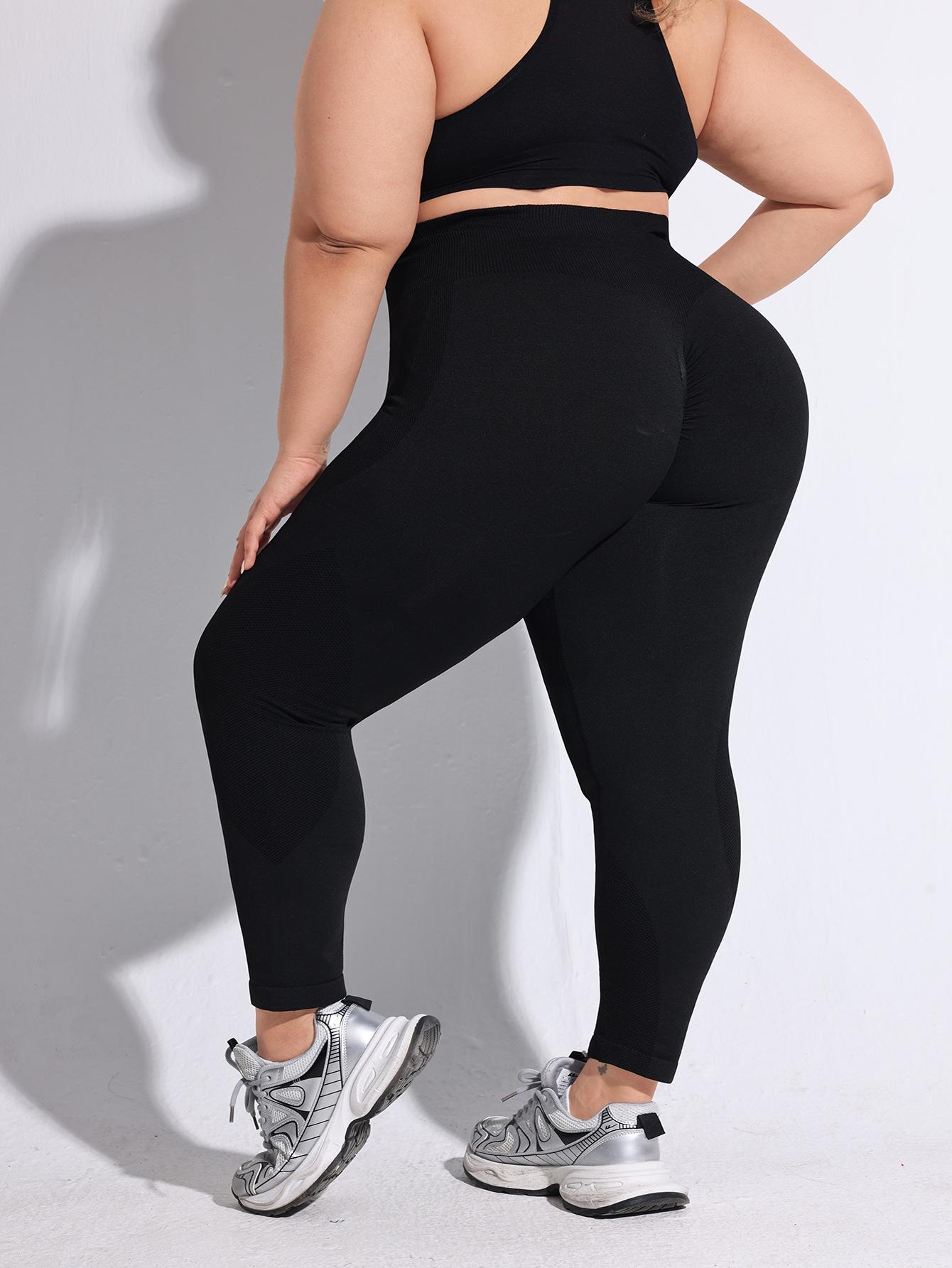 

2025 Дышащие леггинсы для йоги больших размеров с высокой талией и цветными блоками: Бесшовные спортивные леггинсы с эффектом подтяжки ягодиц, длинные в полоску для женщин 3XL чёрный