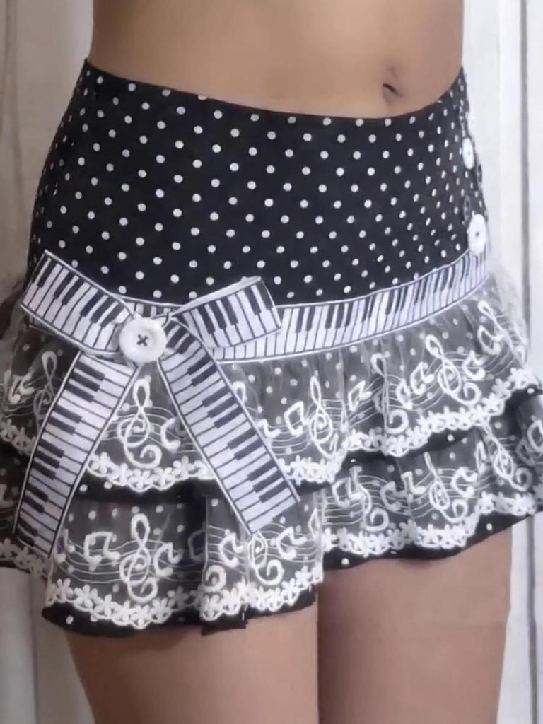 Black Polka Dot Lace Mini Skirt with Bow - Y2K Cool Academy Style for Spring/Summer