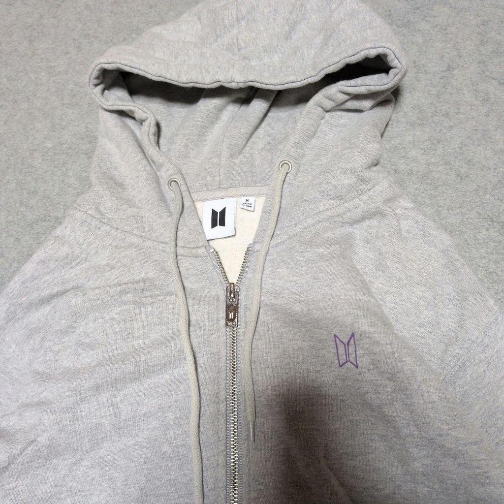 [USED] Rare BTS Pop Up Space of BTS Official Hoodie, Light Gray