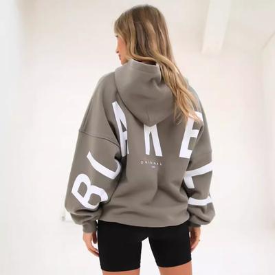 Damska bluza oversize z okrągłym dekoltem i długim rękawem, z nadrukiem liter, casualowy top