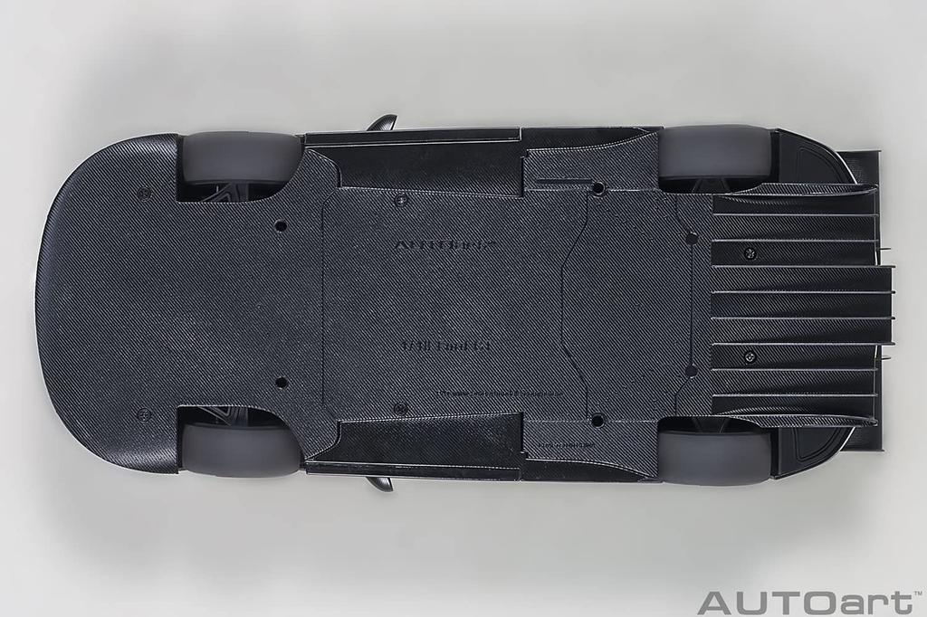 AUTOart 1/18 Scale Finished Model 81910 Ford GT 2019 #66 Le Mans 24 Hours LMGTE Pro Class Black/White