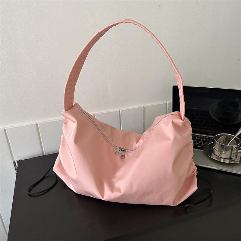 Stylish Black Casual Tote Bag For Women Simple Design Versatile Crossbody Purse