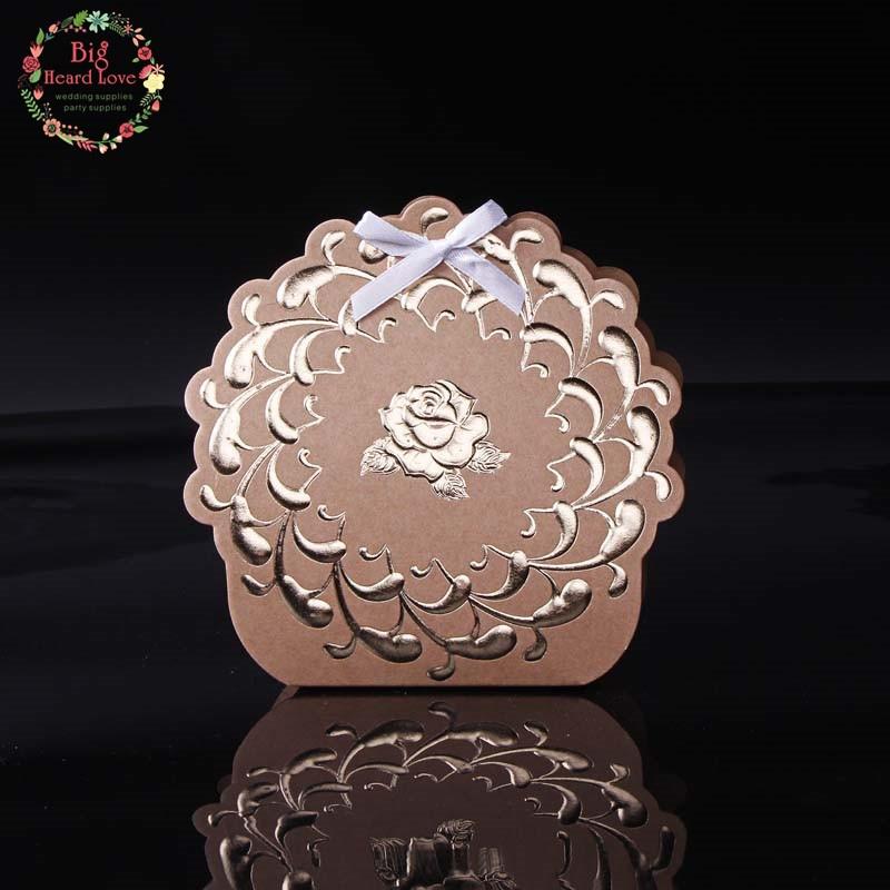 25 Stück Blumen Hochzeitsgastgeschenke Box Kraft Süßigkeitenbox Geschenkbox Schachtel für Schokolade Hochzeitsdekoration Zubehör