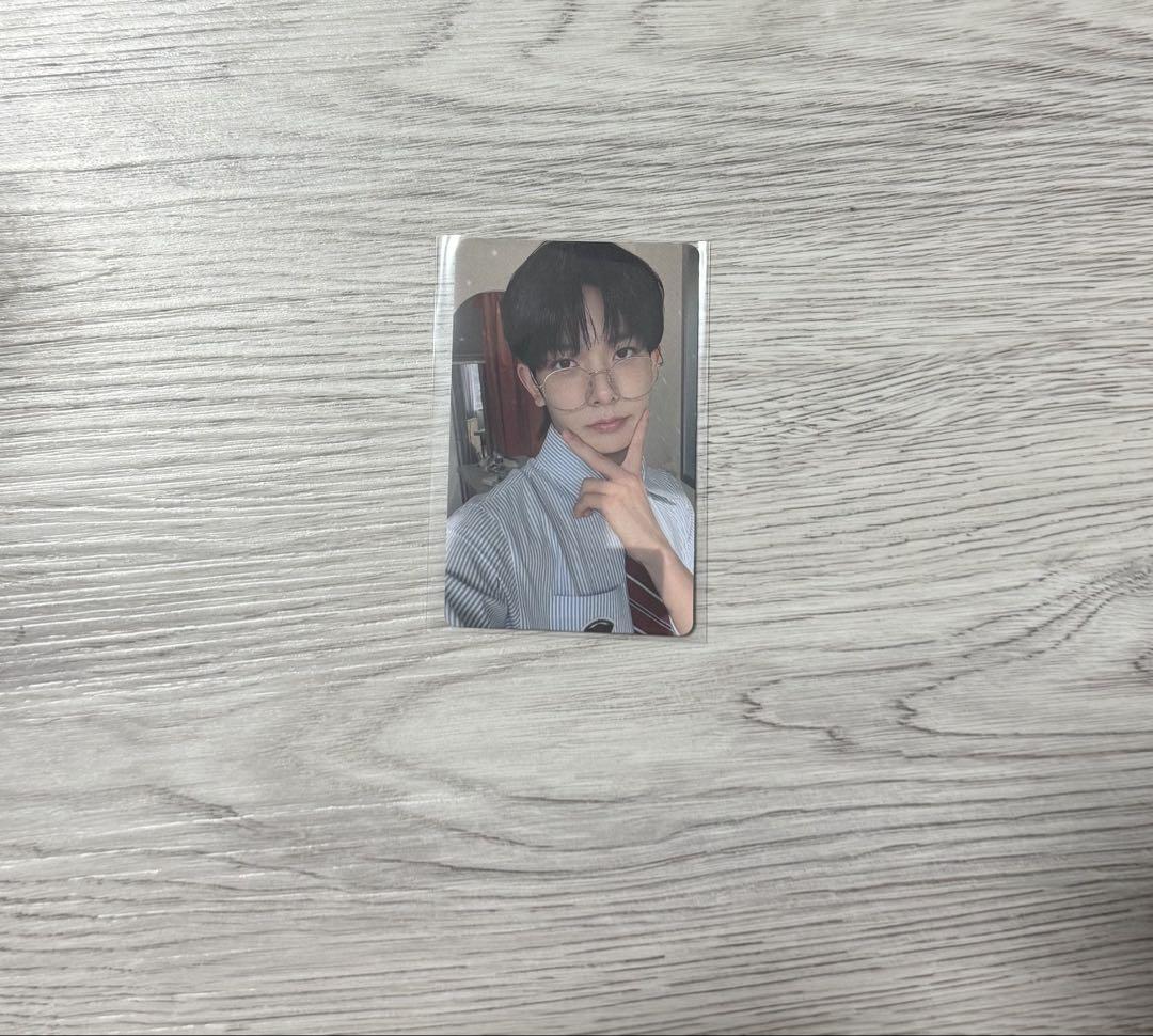 

[USED] ENHYPEN BORDER:Hakanai Solo Jacket Heeseung Trading Card