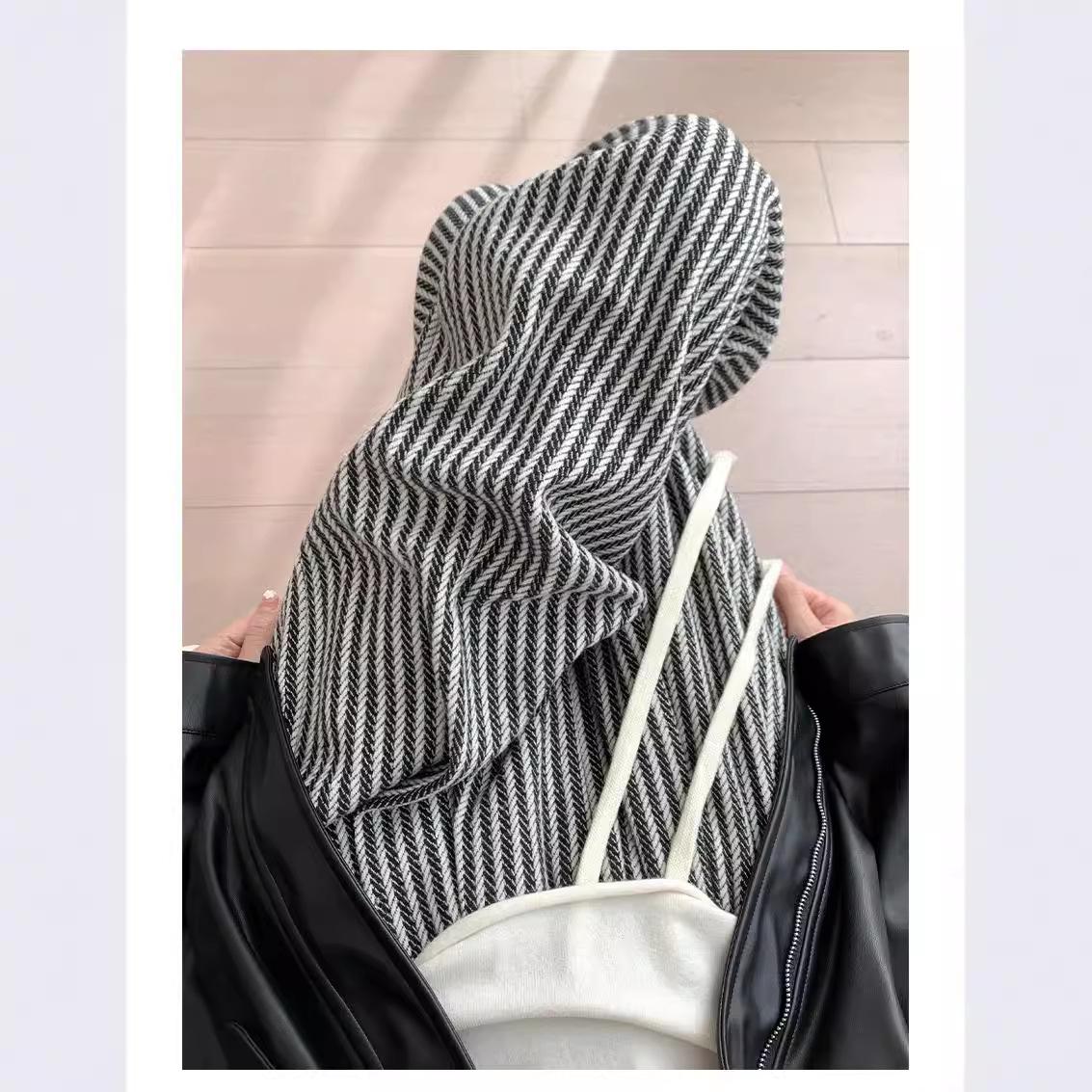 

Кофейные шерстяные брюки в вертикальную полоску для женщин на осень и зиму, повседневные, в стиле ретро, прямые, ленивые, широкие брюки, черные из шенилла 2XL