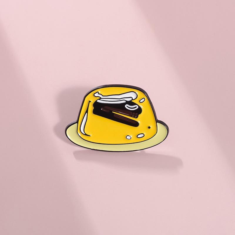 Delightful Pudding Yellow Cartoon Brooch Eyecatching Metal Badge Versatile Fashion Pin