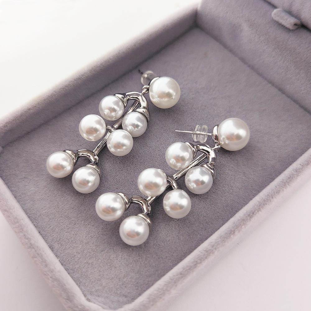 

Европейские и американские серьги-капли с кисточками и жемчугом - Стильные длинные универсальные в придворном стиле белый