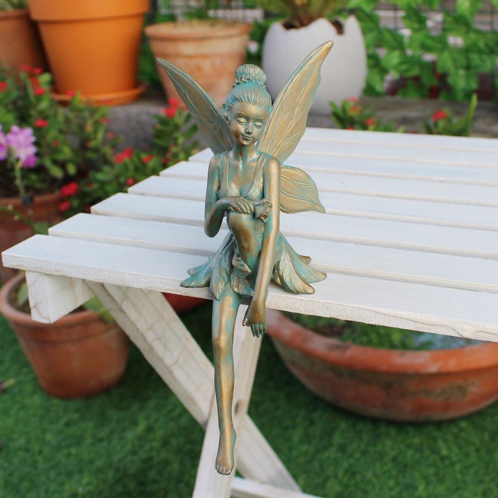 Durable Retro Sitting Flower Fairy Figurine Funny Resin Crafts Angel Wings Statue Handmade Fairy Sculpture for Friends Gift