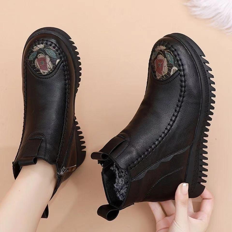 Women's Large Size Soft Sole Winter Warm Anti-slip Fur One Snow Boots Padded Lined Ankle Boots Anti-slip Outdoor Sports Cotton Boots Martin Boots