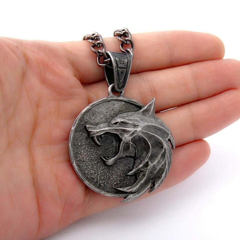 New Arrival The Wizard Wolf Head Pendant Necklace for The Witcher 3 Geralt with A The Wild Hunt 3 Figure TV чёрный