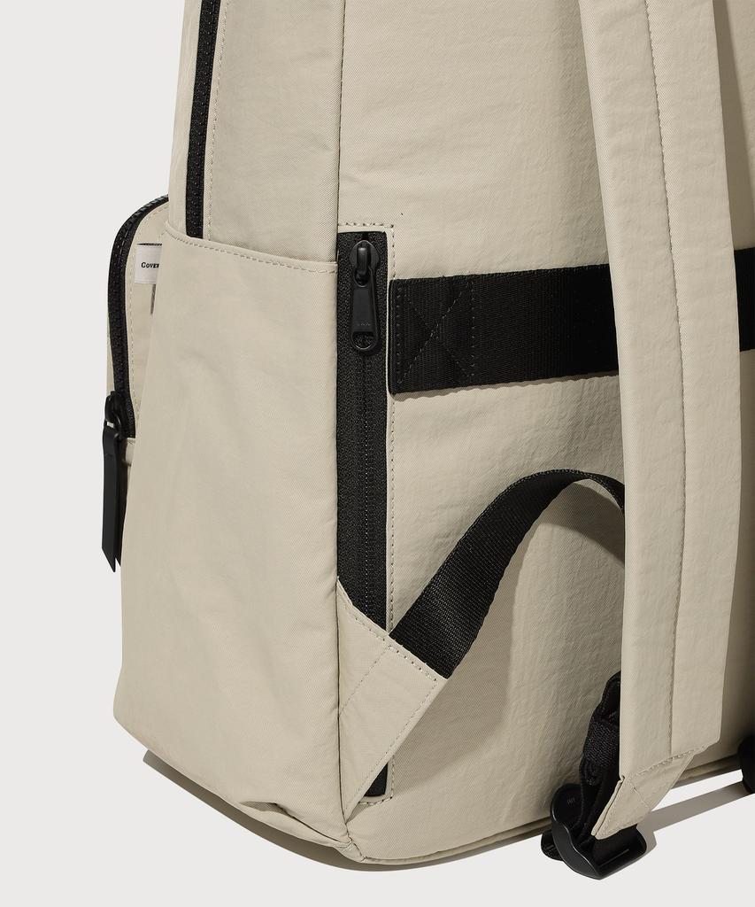 Covernat Two-Pocket Daily Backpack Beige