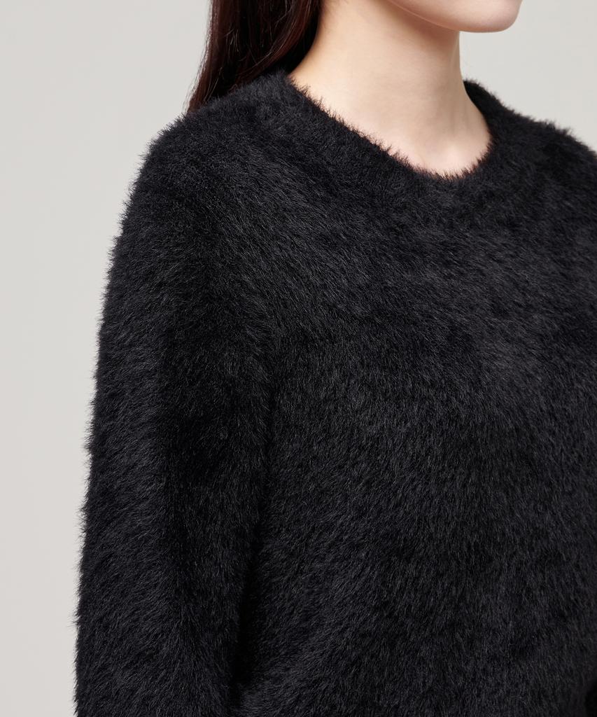 MUSINSA STANDARD WOMAN Women'S Fuzzy Crew Neck Knit [Black]