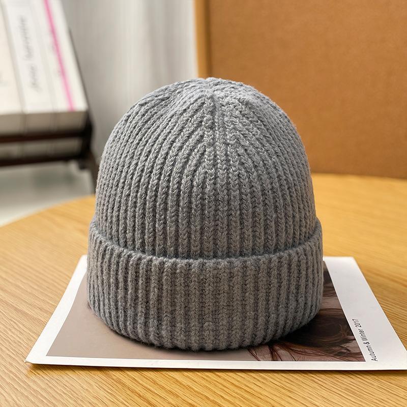 Winter All match Warm and Ear protecting Solid Color Light Plate Knitted Hat with Big Head Circumference and Face Shaping Small Cold Hat