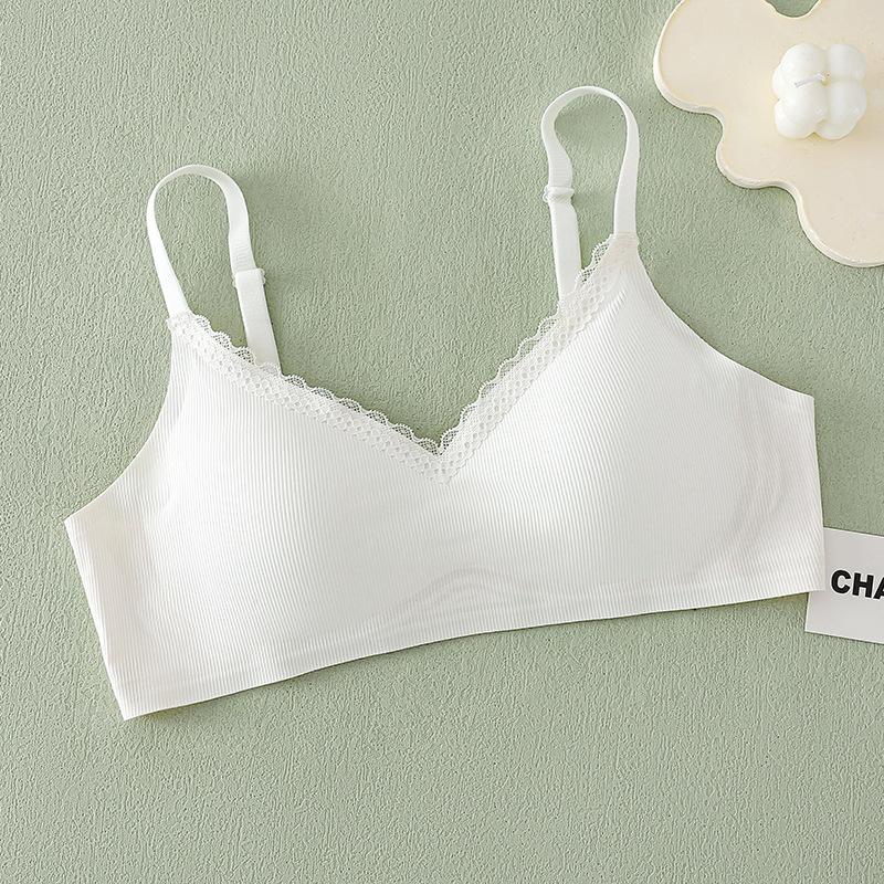 

Japan and South Korea, junior high school students, development period, third-order steel-free jelly glue breathable bra cover, new model 32/70ab through cup