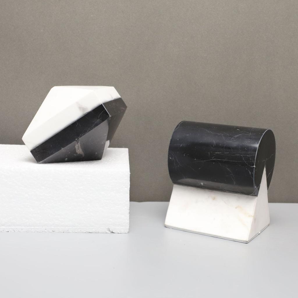 Geometrische Marmorskulptur Schwarz-Weiß-Marmor-Spleißung Geometrischer Block Halbkreis Dekorationsfiguren Heimdekoration