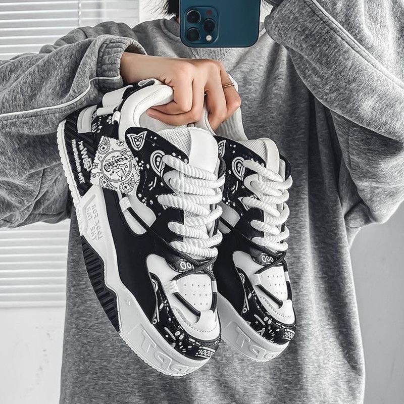 Men's Shoes 2 New Autumn and Winter Niche Original Versatile Men's Board Shoes Sports and Leisure Thick-soled Heightening Bread Tide Shoes