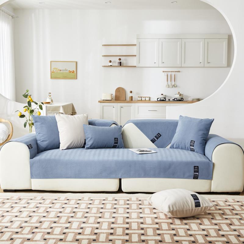 Plüsch Leichtes Luxus-Sofakissen in Volltonfarbe, Vier Jahreszeiten, universelles, rutschfestes Wohnzimmer, Stoff, Leder, Sofakissenbezug, Handtuch