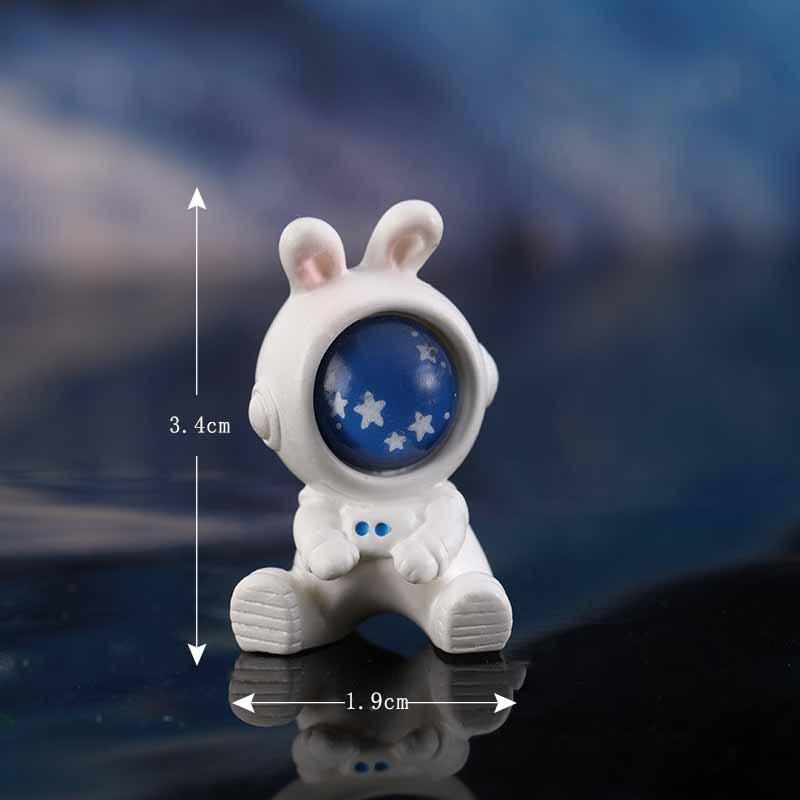 The Small Decorative Item Space Rabbit Micro-landscape Resin Decorative Item, Can Be A Space Rabbit Resin Accessory