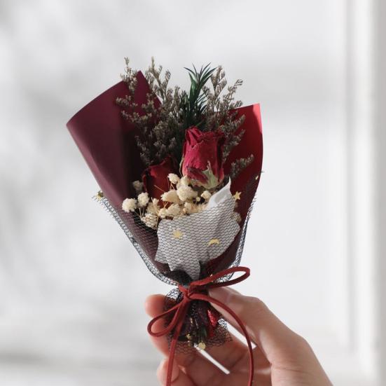 Mini Dried Flower Bouquet Dry Babysbreath Rose Decoration Small Floral Bouquet Romantic Valentine’s Day