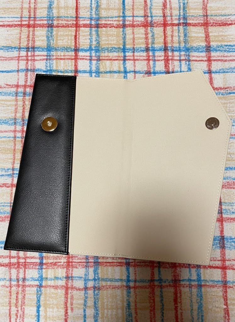 Fukusa (papier krepowy tkanina do pakowania) zarówno na uroczystości, jak i kondolencje, odpowiednie na wesela, pogrzeby i inne specjalne okazje. Odpowiedni dla