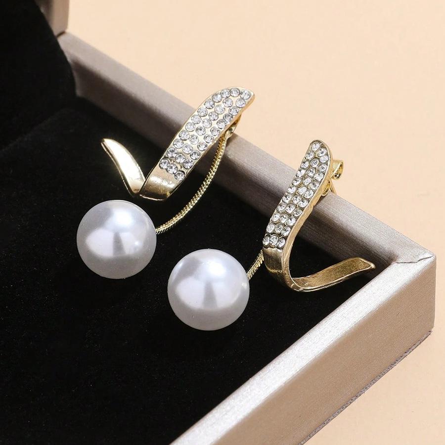 Trendy Pearl Spiral Luxury Earrings for Women – Hot Selling Celebrity Design золотой