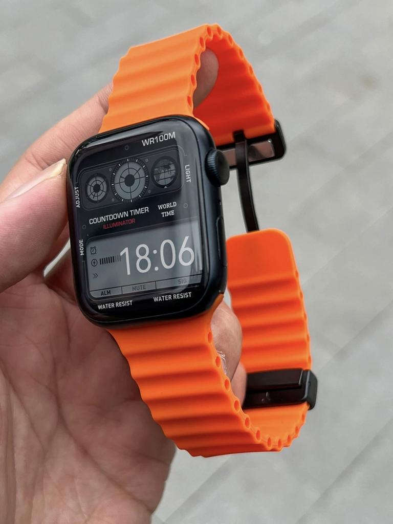 Magnetic Watch Band for Watch Ultra 2 49mm 44mm 45mm 42mm 41mm Silicone Watch Strap for Iwatch series 11 7 8 9 SE 3 Correa