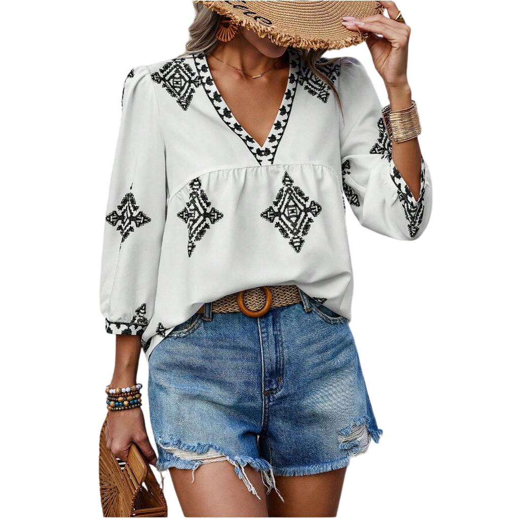 Women V Neck Bohemian Print Three Quarter Sleeve Blouse Loose Fit Casual Pullover Top for Daily and Holiday Wear