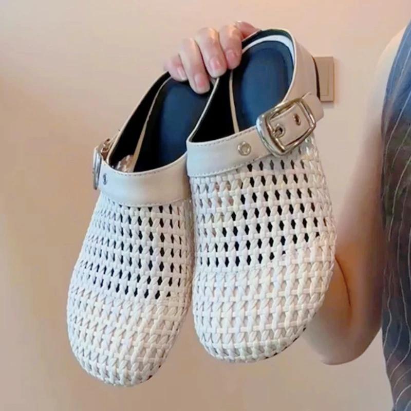 Fashion Summer Breathable Woven Mesh Flat Sandals Women Fashion Round Toe Belt Buckle Slide Sandals Comfortable Non-slip Beach Sandals