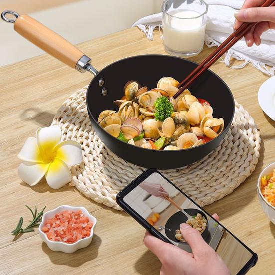 Iron Frying Pan Non-Stick Skillet Pot Saucepan Cooking Omelette Pans Wok for Cooking
