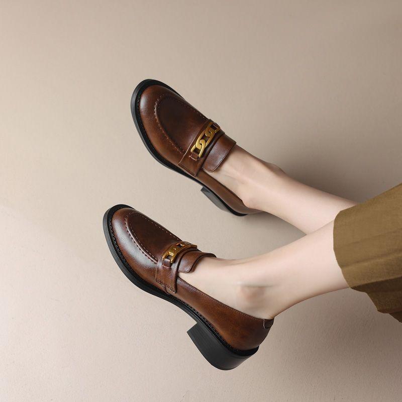 2025 New Brown Single Shoes Women's Spring and Autumn Round Head British Thick Heel Medium Heel Soft Leather Large Size Internet Celebrity L