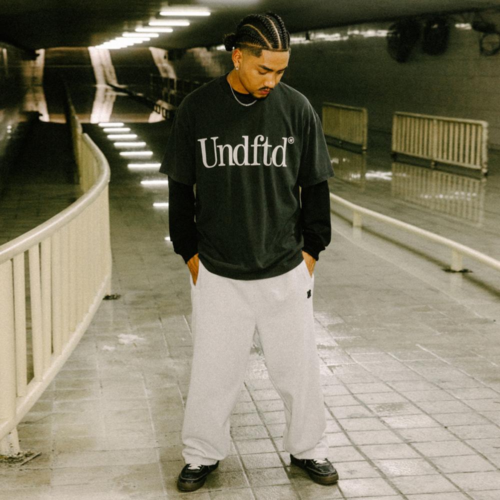 Undefeated T-Shirts Unisex Crew Neck Moderate UC53GSS01M